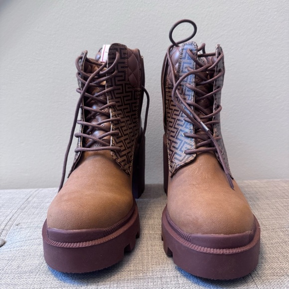 Steve Madden Tan and Brown Lace Up Boots - Picture 3 of 8